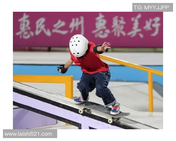 街式滑板赛精彩纷呈选手表现与评分结果全面解析 街式滑板赛精彩纷呈选手表现与评分结果全面解析
